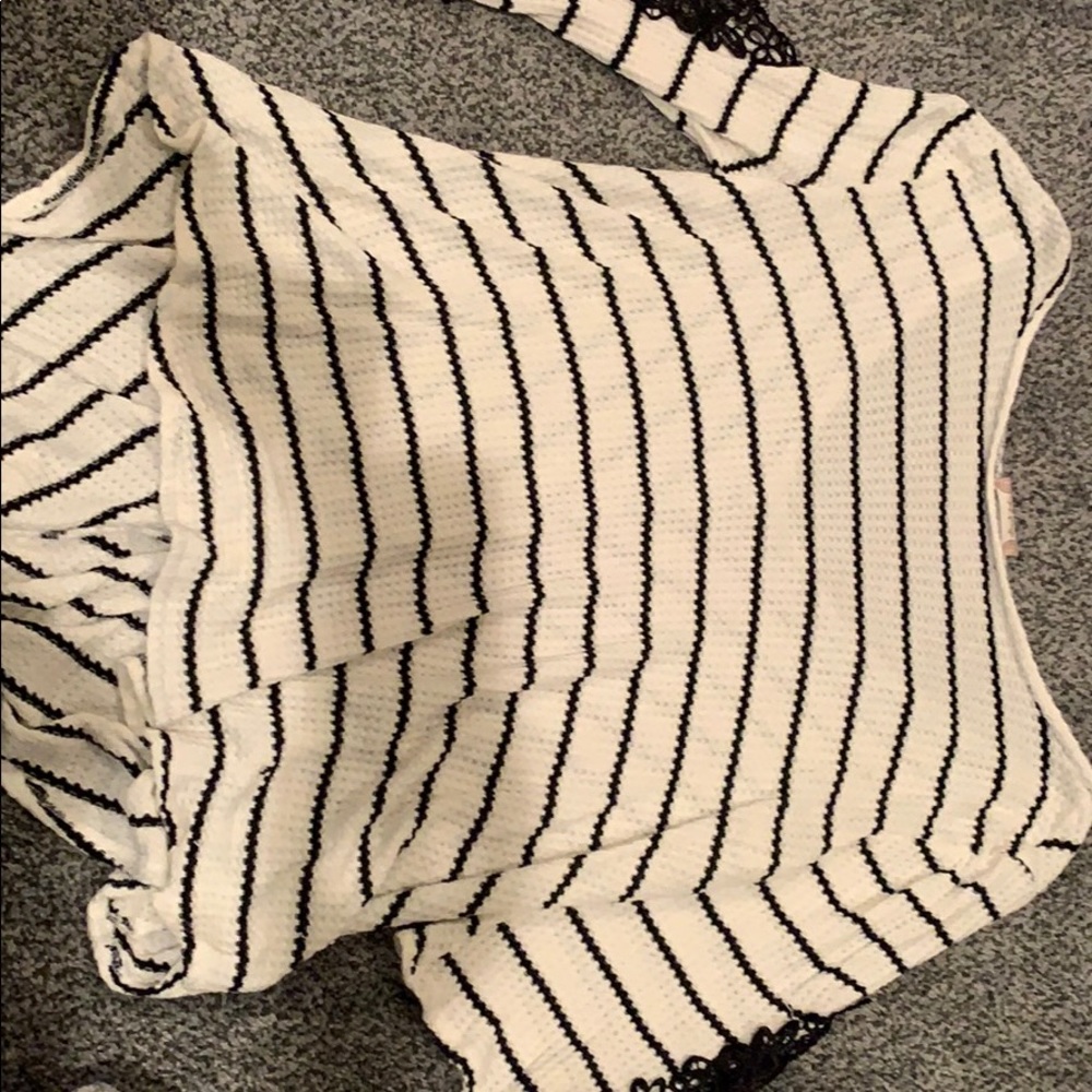 Light sweater - Picture 3 of 3